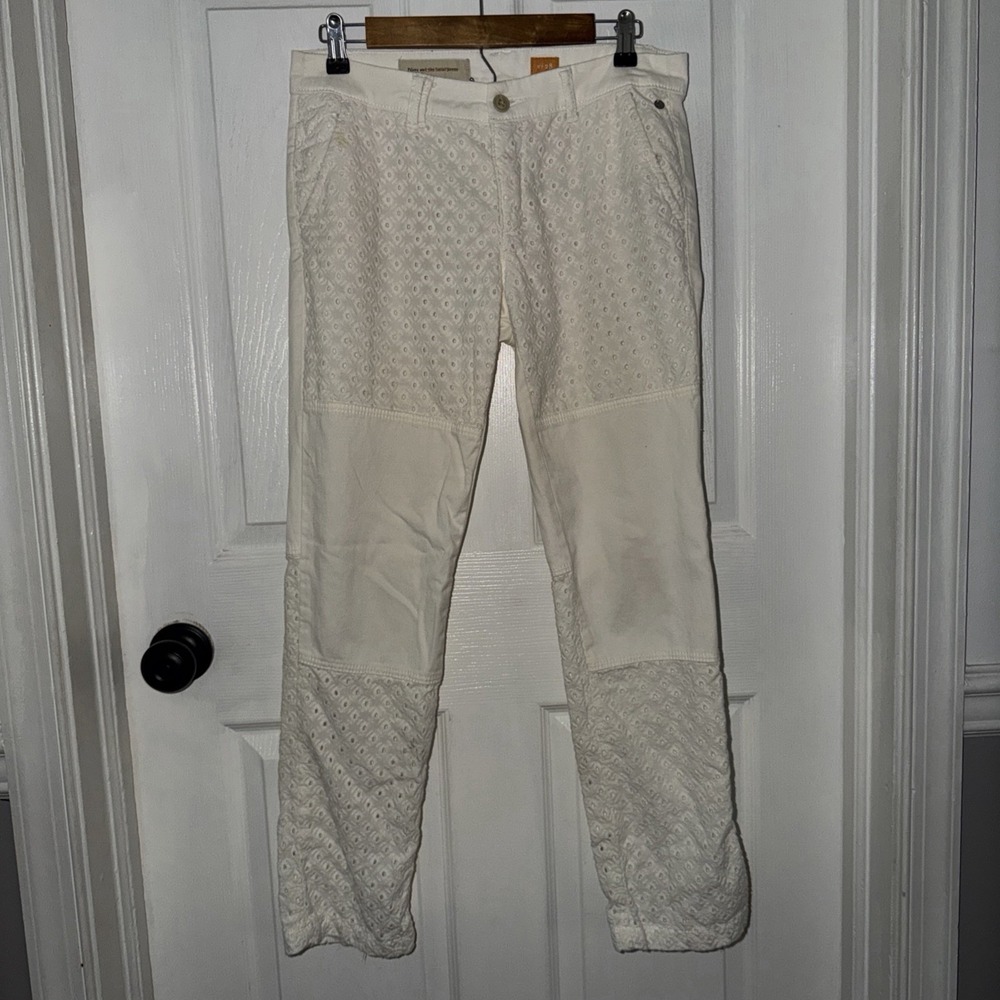 Pilcro Hyphen Eyelet Chinos Pants Size 28 White ANTHROPOLOGIE Mid Rise